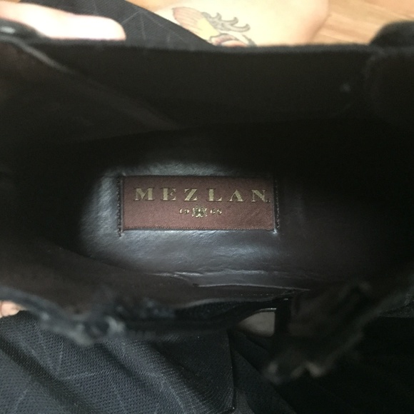 Mezlan Chelsea Boots